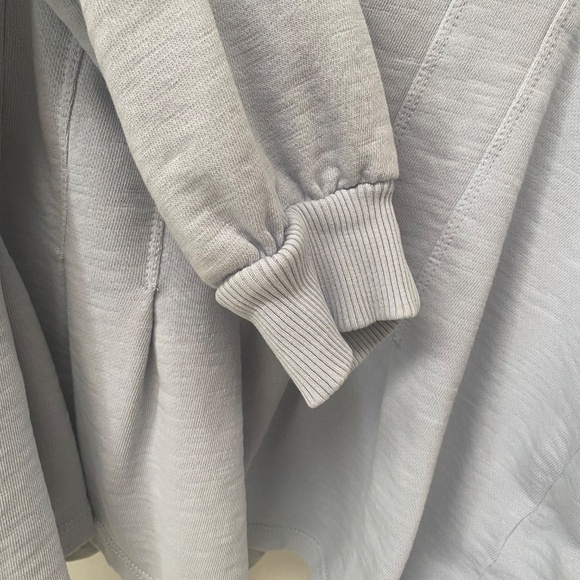 Pilcro Anthropologie Box Pleated Sky Blue Cotton Sweatshirt Top Sz M $129.94 - Picture 8 of 10
